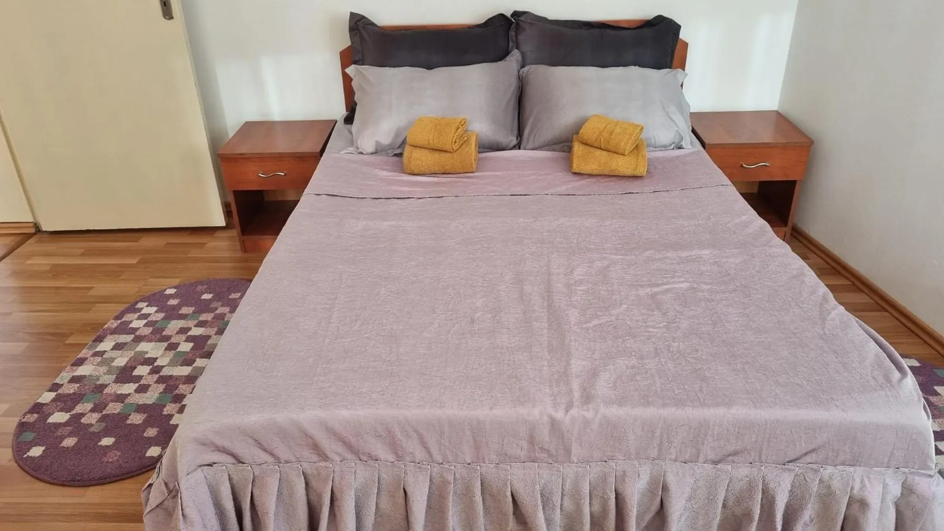 Luna Apartment Bucharest Romania