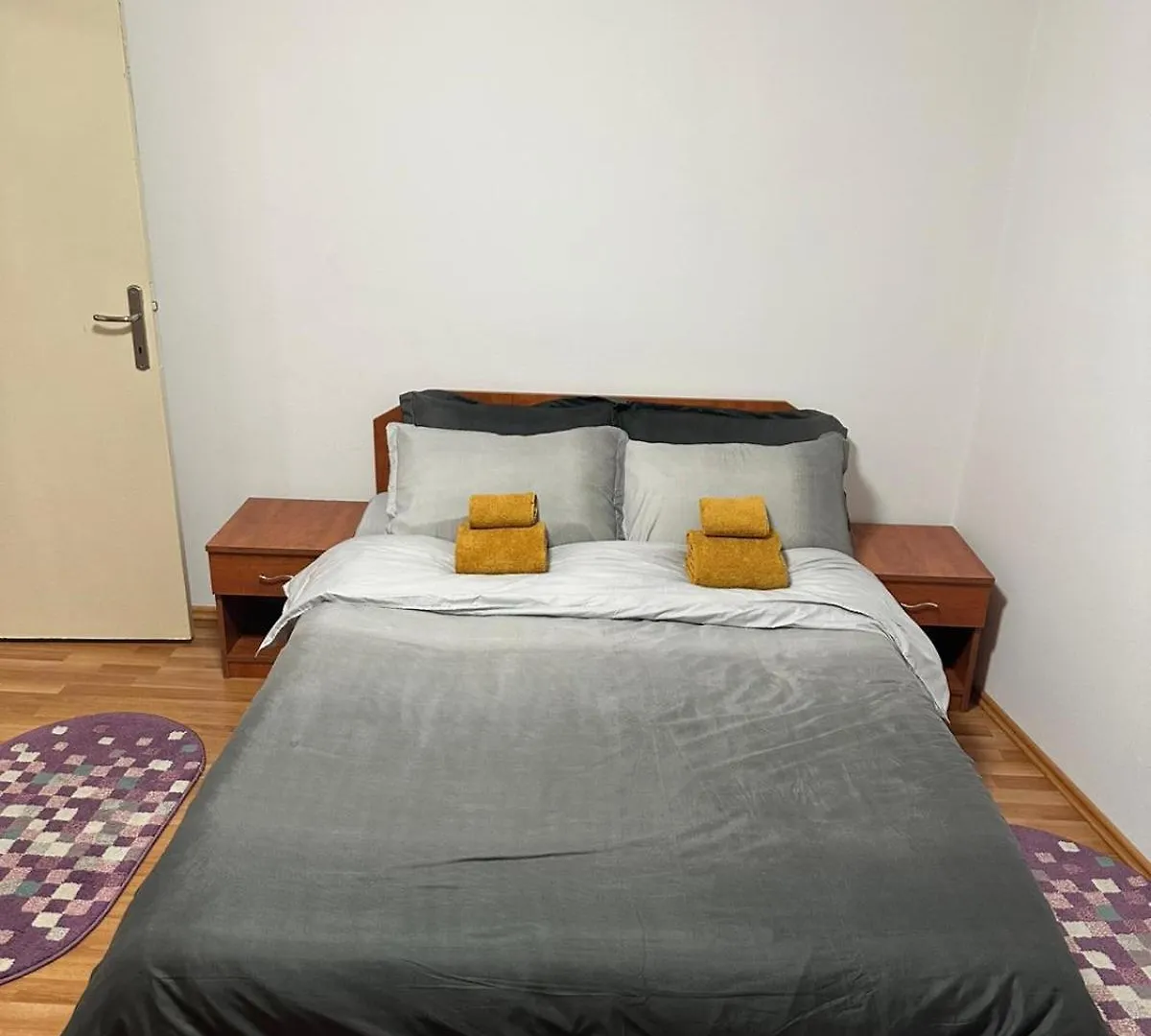 Luna Apartment Boekarest Roemenië
