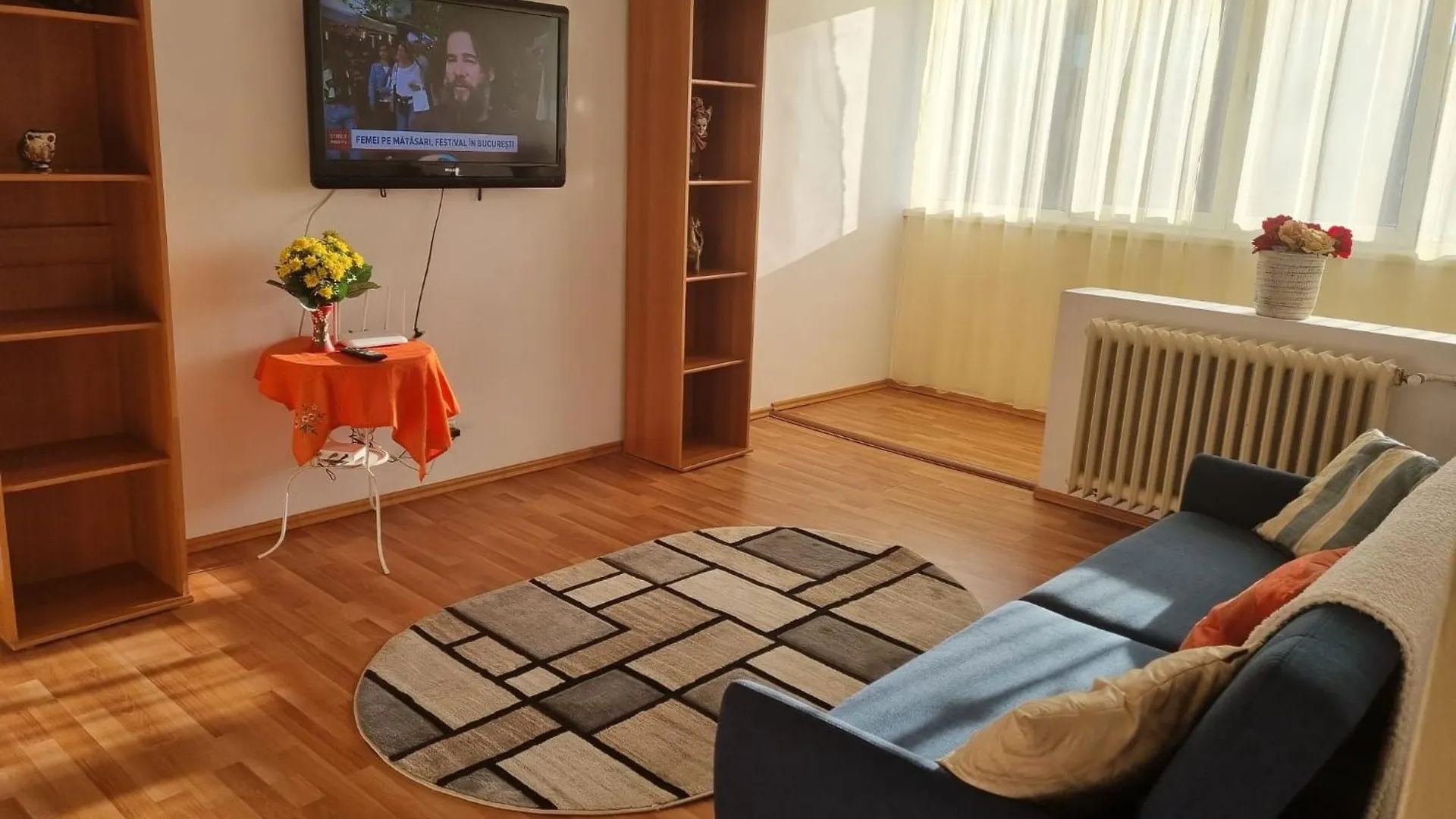 Luna Apartment contacts